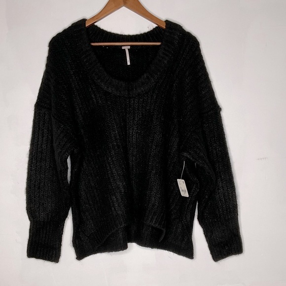 NWT Free People Black Thick Knit Crewneck Sweater - Picture 3 of 10